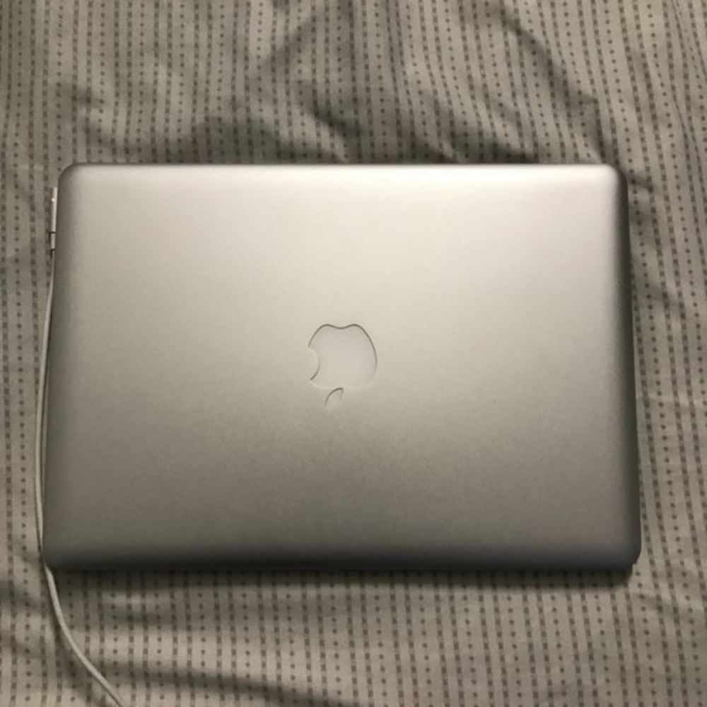 MacBook Pro - Picture 5 of 5